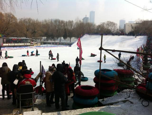 沈陽雪上嘉年華正式開幕，河北迪特加油助威